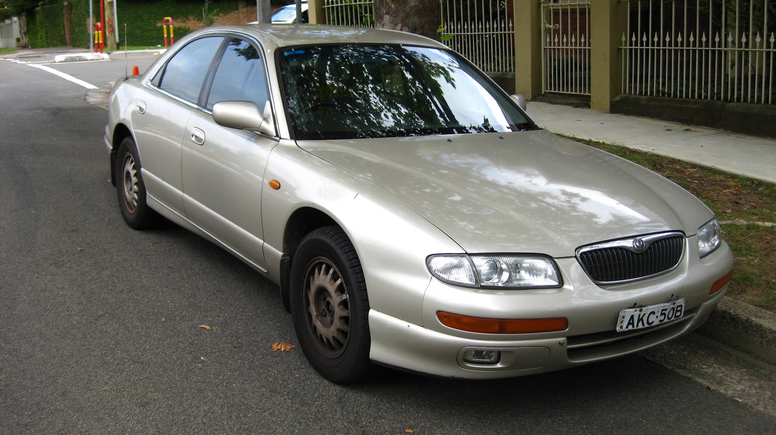 Mazda eunos 800
