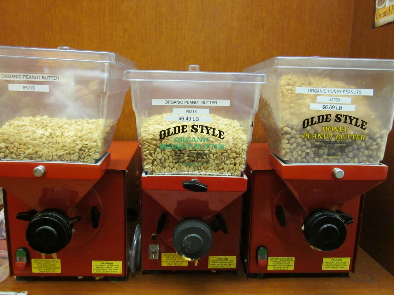 TikiDoll Dance Peanut Butter Love!