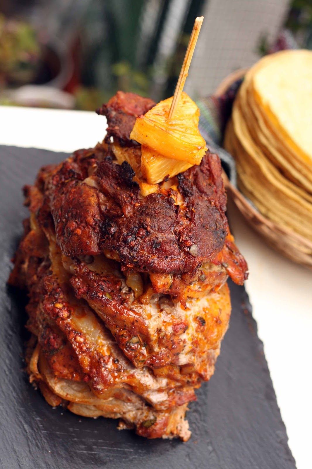 tacos al pastor de trompo