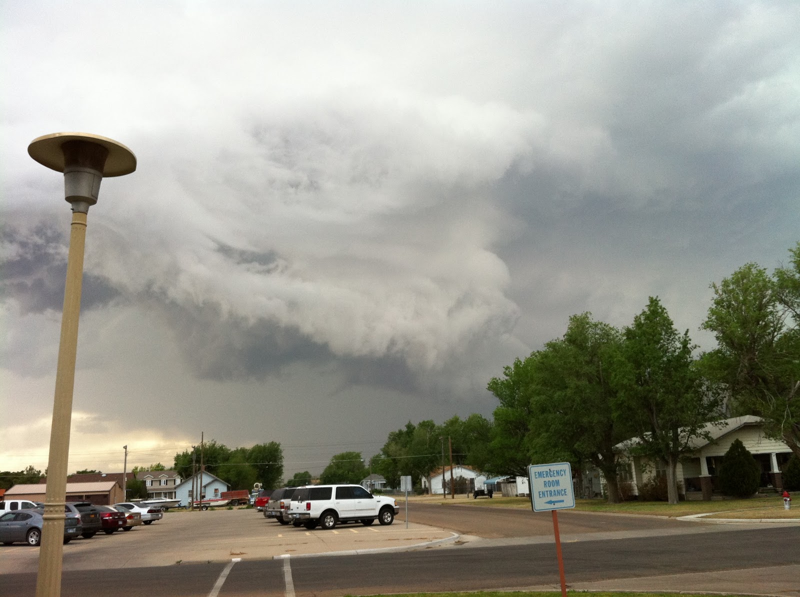 All Around Topics Tstorms and Tornado Alert in Hugoton, Kansas