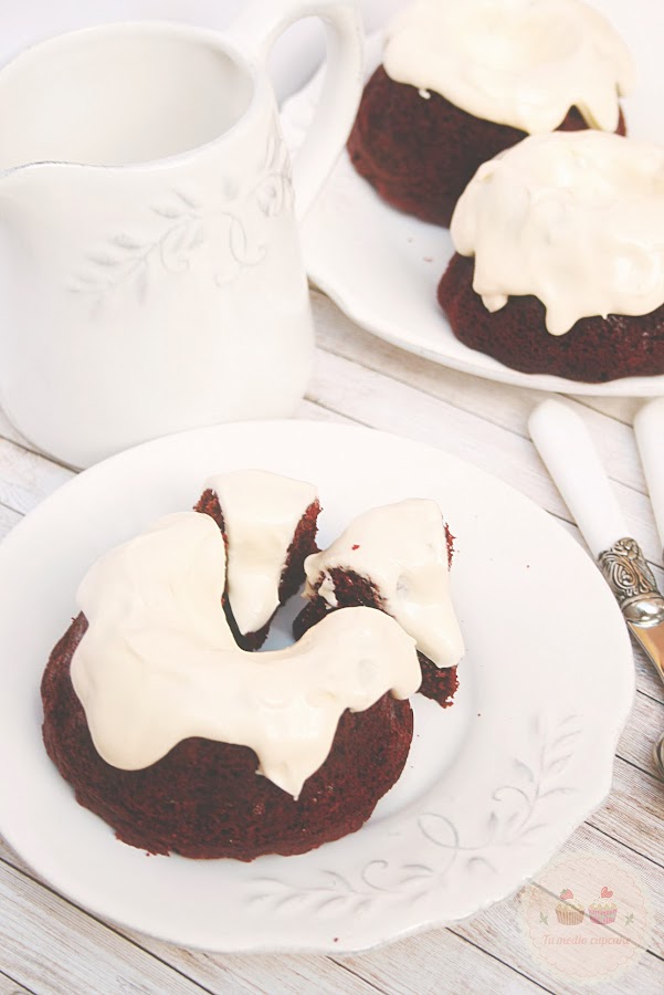 red-velvet-bundt-cake