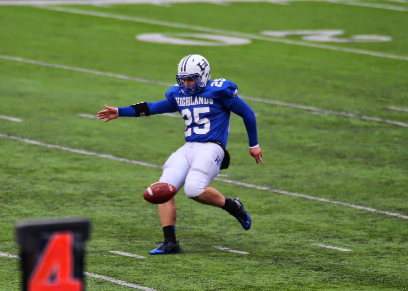 Fort Thomas Matters Sports: Highlands hopes to again use its depth to ...