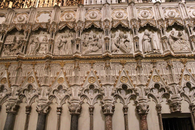 Decoración del interior de la catedral de Toledo