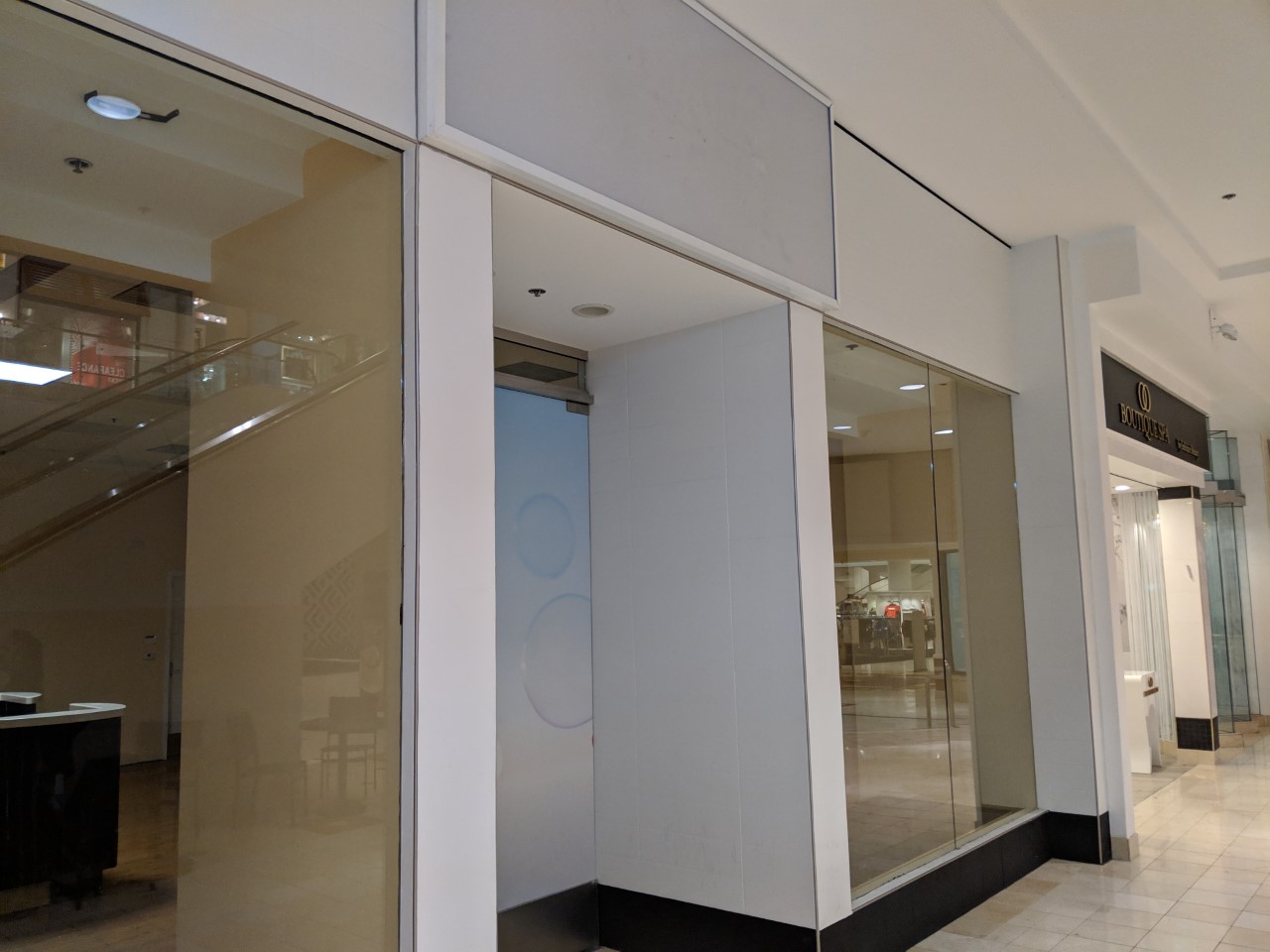 Robert Dyer Bethesda Row Virtual Insanity, chocolate gift shop close