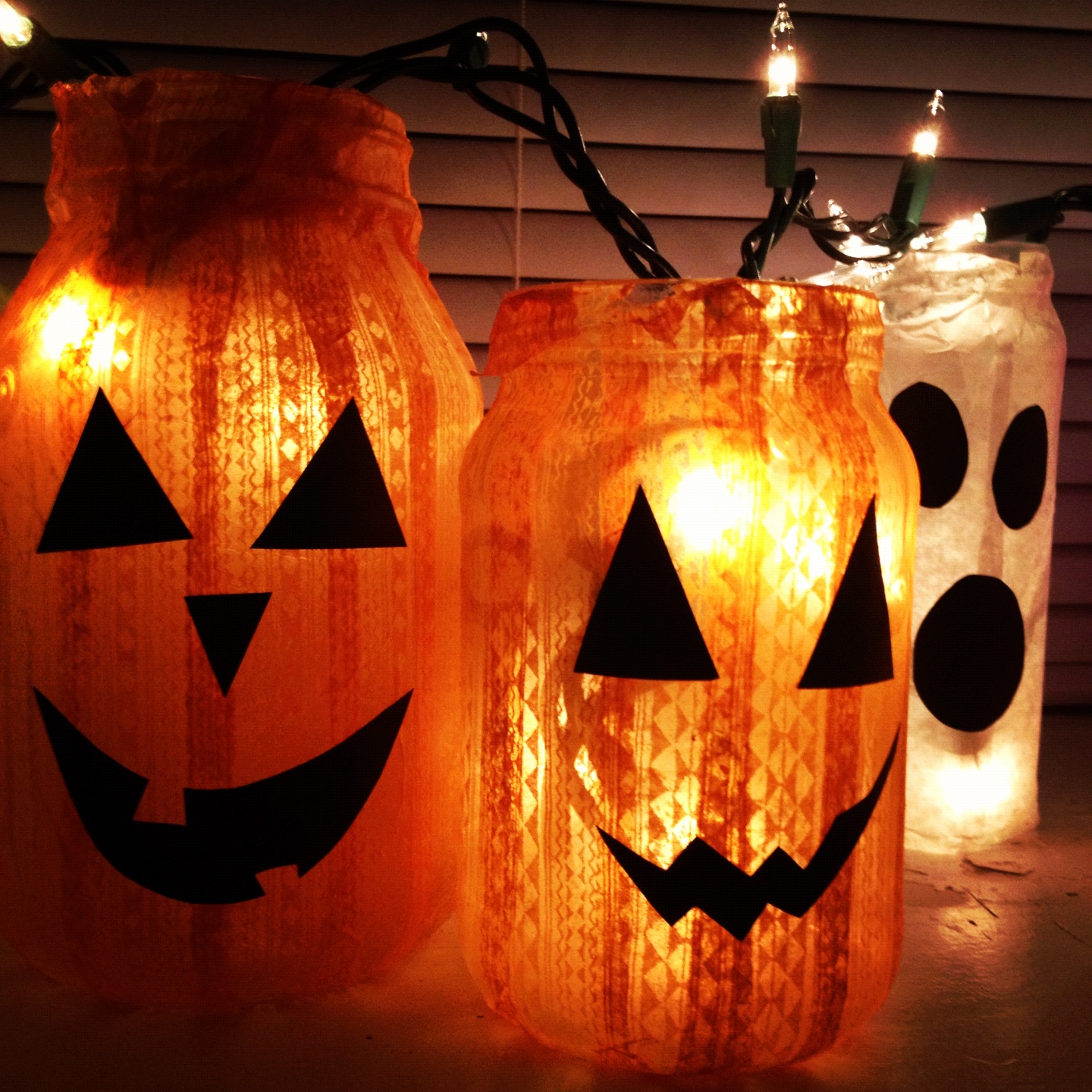 Crafty Lumberjacks Simple Halloween Jars crafty-lumberjacks-simple-halloween-jars