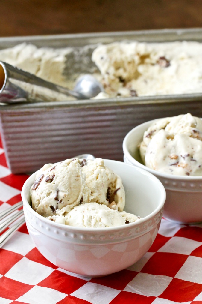 This Heath Bar No-Churn Ice Cream is so rich and creamy.. and perfect for a summer evening treat.