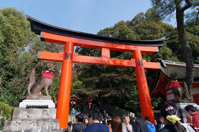 Entrance to the thousands torii path at Fushimi Inari Kyoto