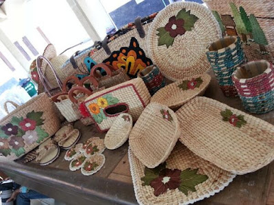 8 Produk Kerajinan dari Bahan Alam Beserta Contohnya Negara Indonesia terdapat sumber daya alam yang melimpah 8 Produk Kerajinan dari Bahan Alam Beserta Contohnya