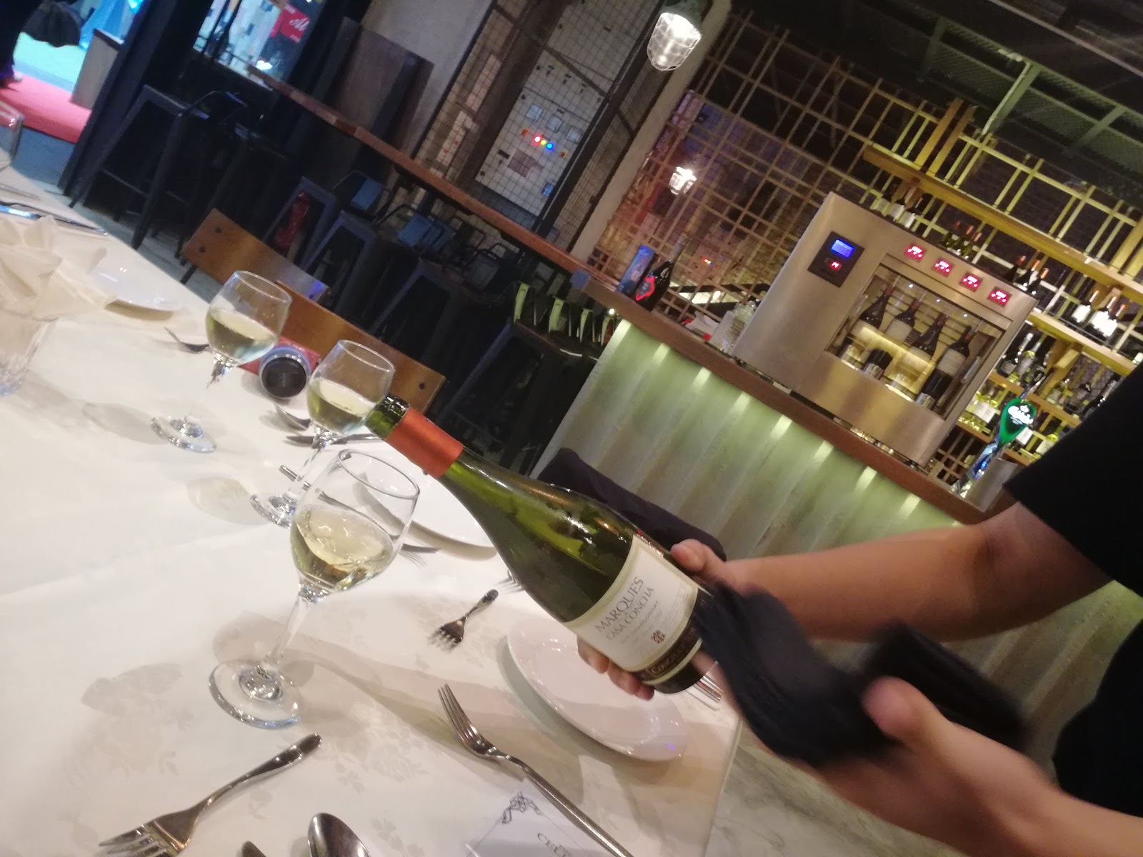 The Cellar Signature One City USJ Wendy Pua Malaysia Chinese