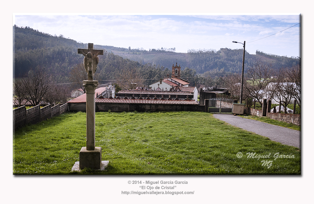 Cementerio en la Galicia Rural.