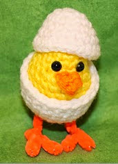 http://www.ravelry.com/patterns/library/sweet-chick-in-egg