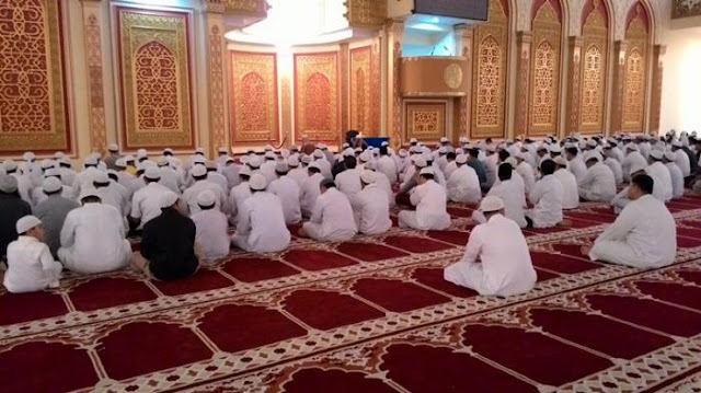 Manfaat Sholat Subuh Berjamaah di Masjid membuat kehidupan menjadi lebih sejahtera..! Begini penjelasan nya...