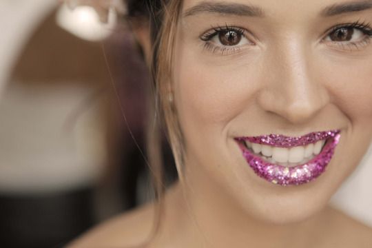 boca%2Bcom%2Bglitter Inspirações de maquiagens para o carnaval por Vanessa Rozan