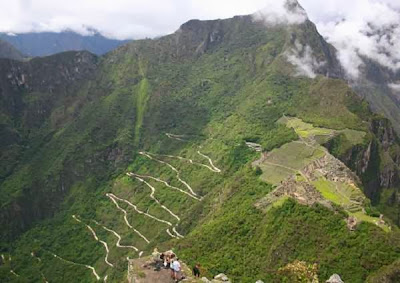 clibing to huayna picchu clibing to huayna picchu