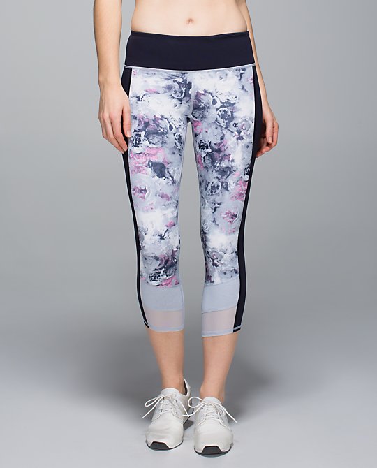 lululemon if you're lucky crop