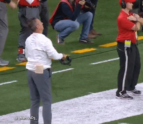 Sport GIFs & random things: Urban Meyer grabs his butt