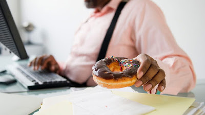 Junk foods 6 Everyday Habits That Are Risky To Your Health