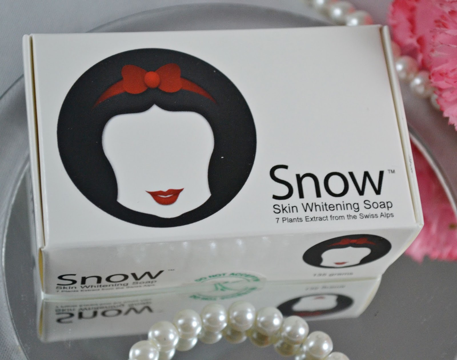 snow white soap and cream
