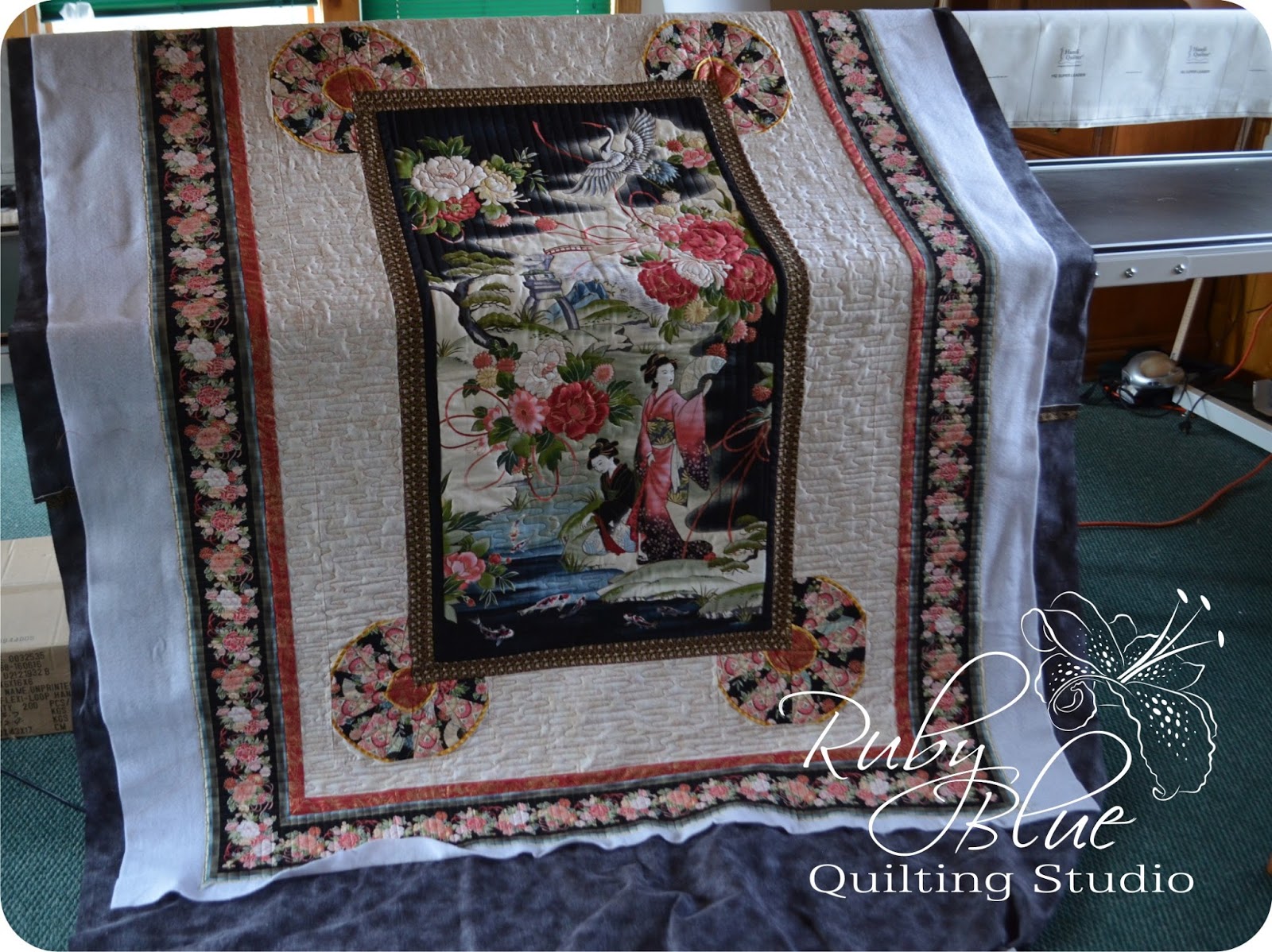 ruby-blue-quilting-studio-machine-quilting-geisha-girls