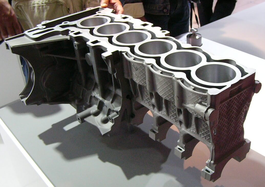 BMW 6 cylinder block