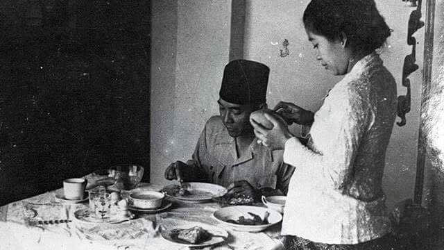 Pengertian Sumber Sejarah Adalah Kumpulan Pengertian Sumber Sejarah Dengan Macam Dan Contohnya