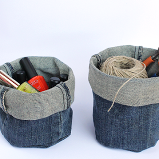 How to make a recycled denim pouch DIY upcycled Denim bucket