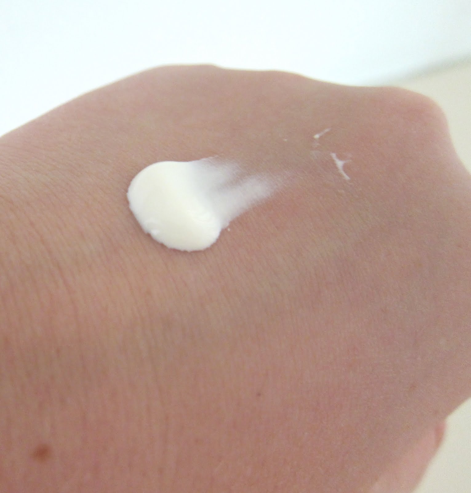 Anniliciouz Rituals sun protection face cream.