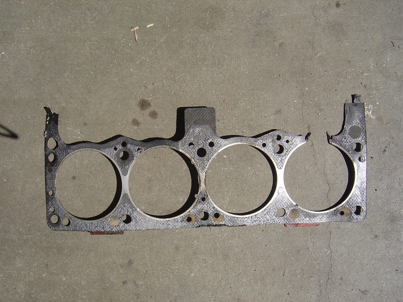 Al's Rapid Transit Small Block Mopar Head Gasket FAIL