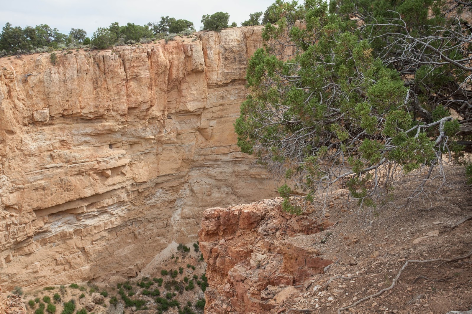 EAGLE SINK, UTAH - ADAM HAYDOCK