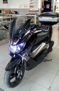 Gambar Modifikasi Motor Yamaha NMAX Warna Merah Putih Hitam Terbaru 2017