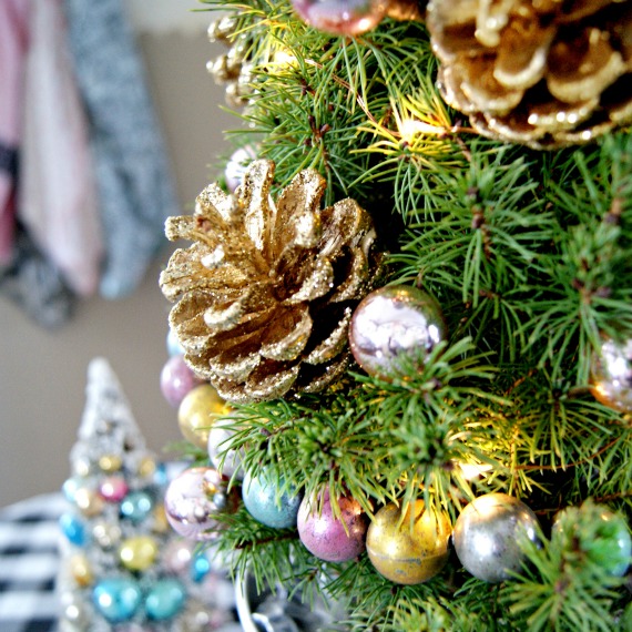 Adding some Christmas, a little bit at a time....and a Jackson