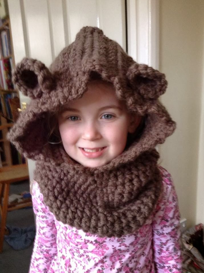 The Joyful Keeper: Crochet Creations {Baylie Bear Cowl}