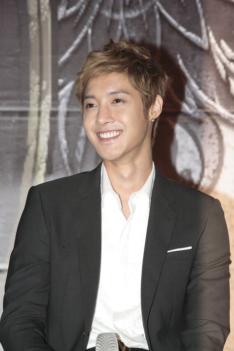 kathy bench trans kim hyun joong go taiwan for kathy bench trans kim hyun joong go taiwan for