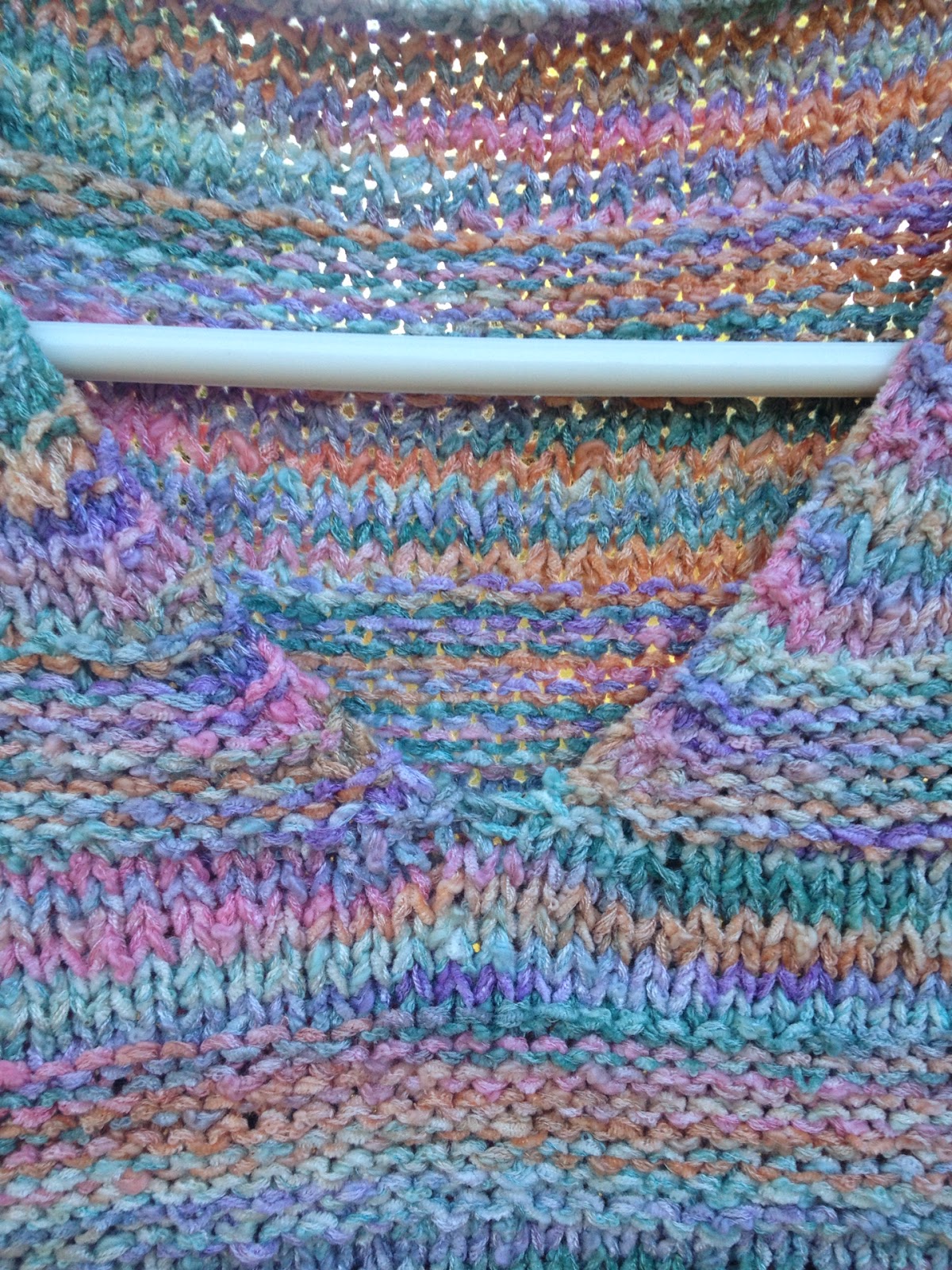 Camy's Loft: Boucle V-neck top knitting pattern