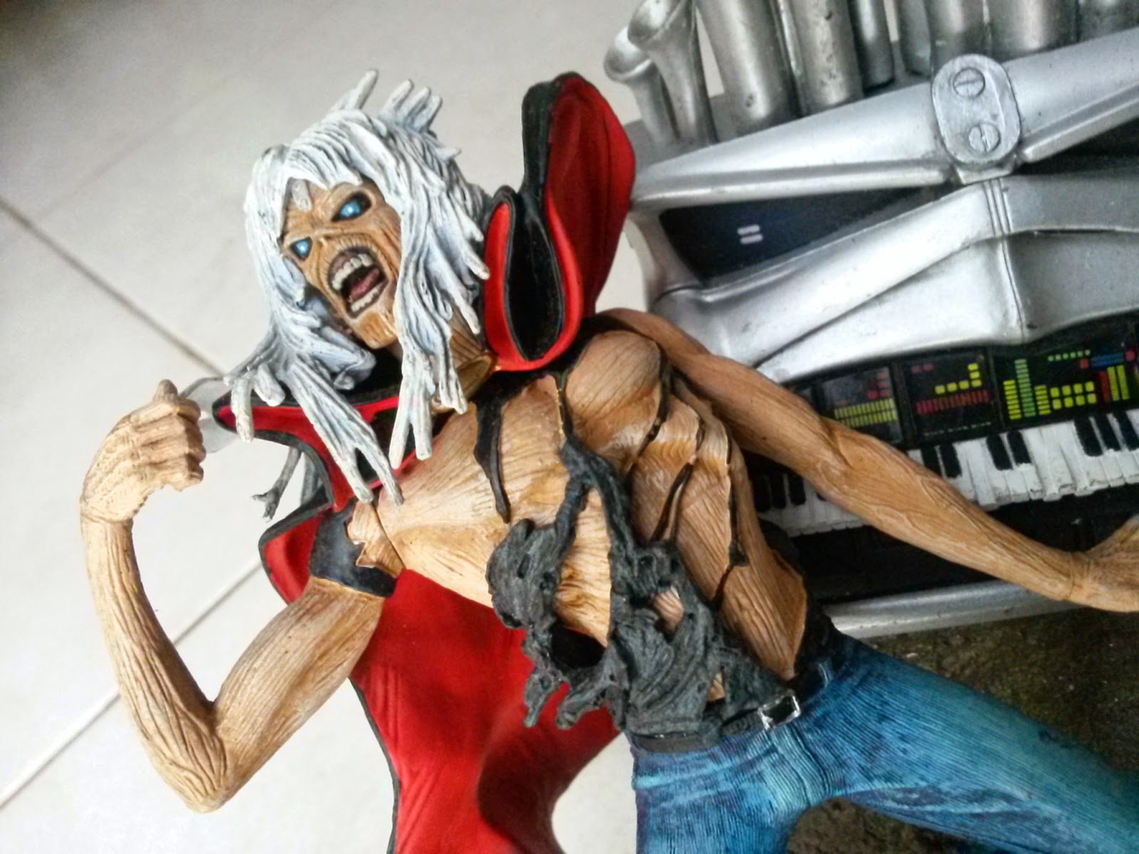 Iron maiden opera. Iron maiden live at donington 1992. пинбол. Iron maiden обложки альбомов. виниловые пластинки группы iron maiden.