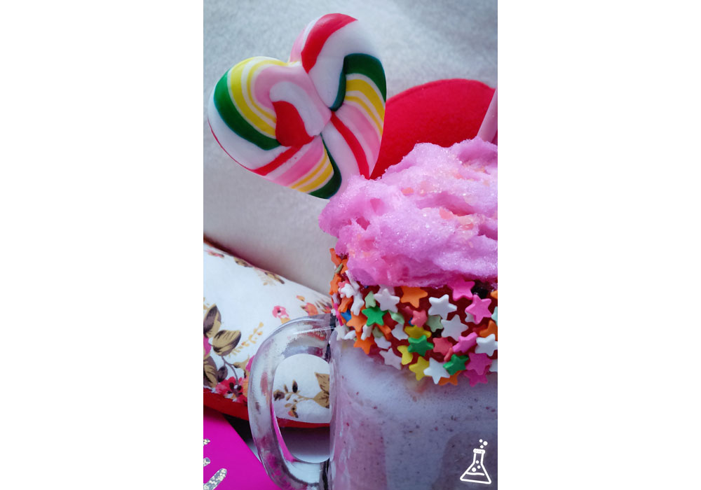 Cotton Candy Milkshake for Valentine's Day Cotton Candy Milkshake for Valentine's Day