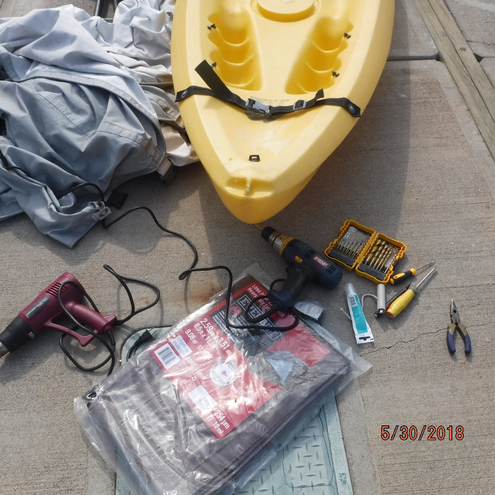 Chip & Debbie Willis on s\v Elegant'sea Leaking Ocean Kayak Malibu Two