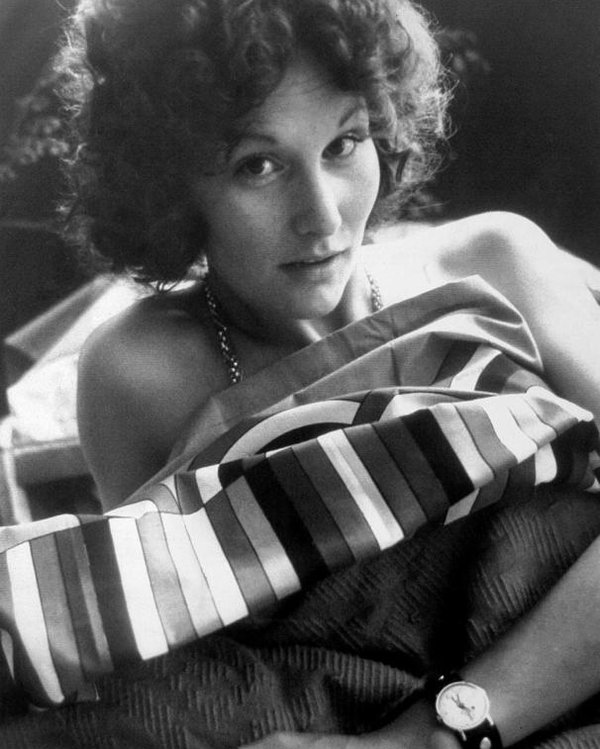 Heretic, Rebel, a Thing to Flout: Linda Lovelaceâ€”First Porn ...