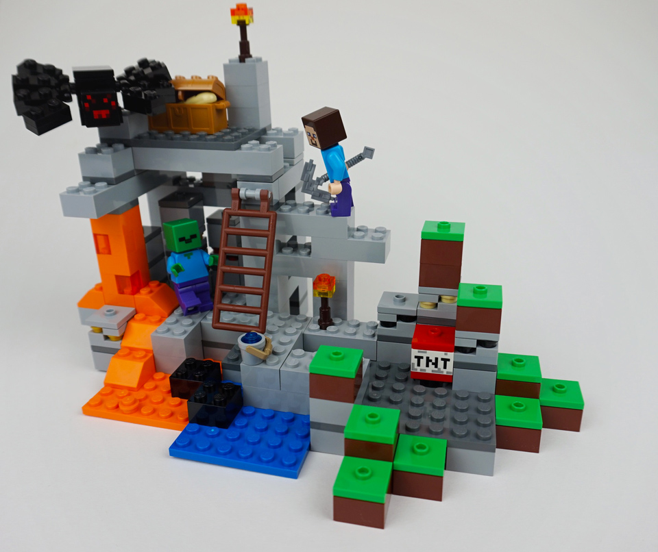 lego-minecraft-21113-cave_set-review.jpg