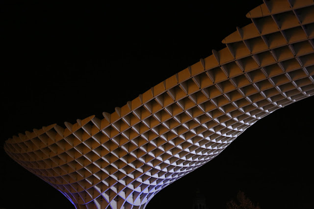 Fotografía nocturna de las Setas de Sevilla Fotografía nocturna de las Setas de Sevilla