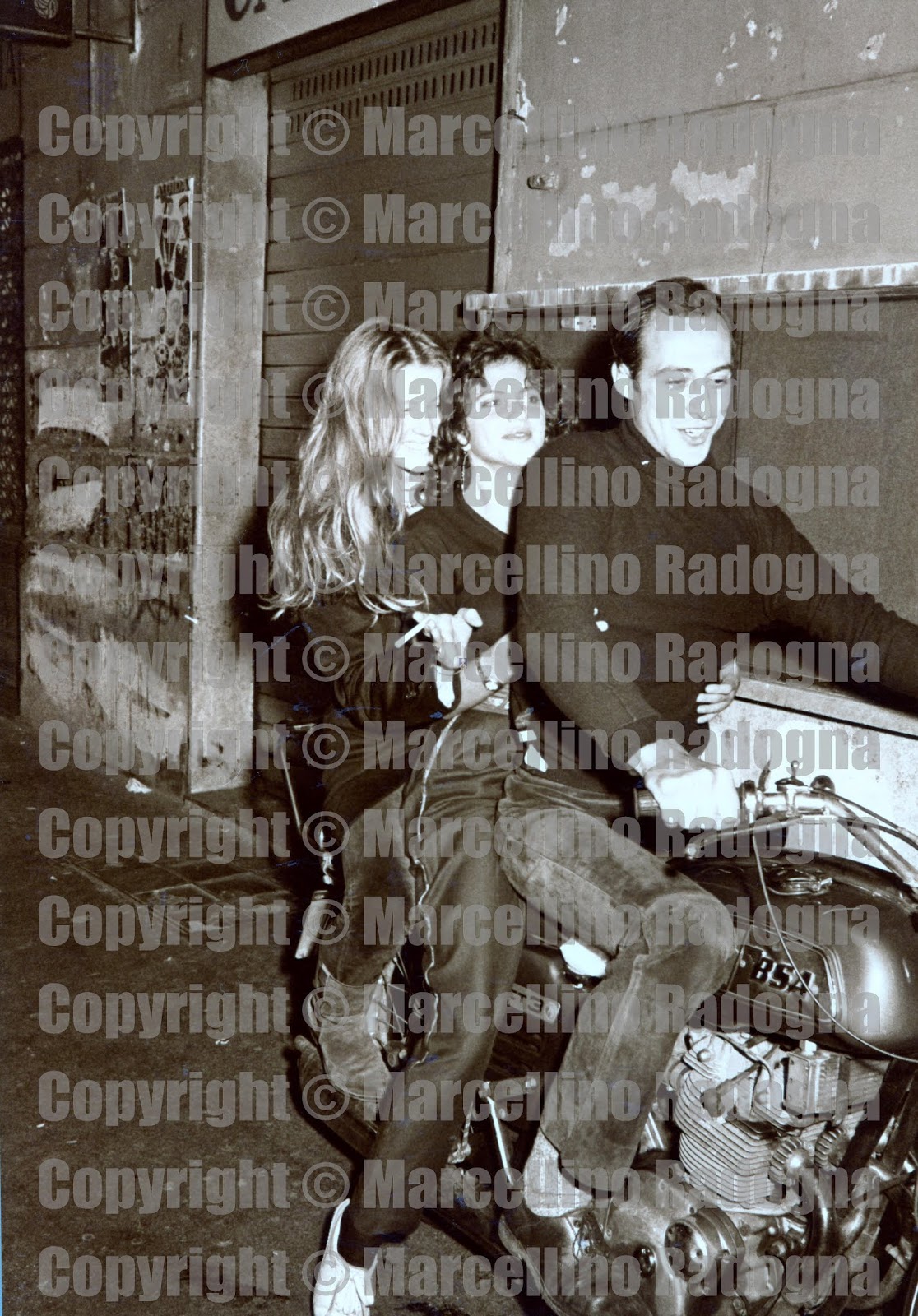 Marcellino Radogna Fotonotizie per la stampa Giovanni Sanjust di Teulada con Jenny Tamburi Marcellino Radogna Fotonotizie per la stampa Giovanni Sanjust di Teulada con Jenny Tamburi