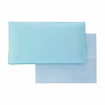 Use Oil Blotting Papers to prolong the life of your make up