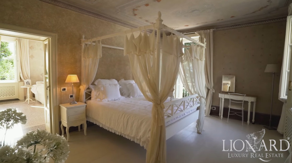 Tour Moltrasio, Italy Luxury Villa vs. 18 Interior Design Photos