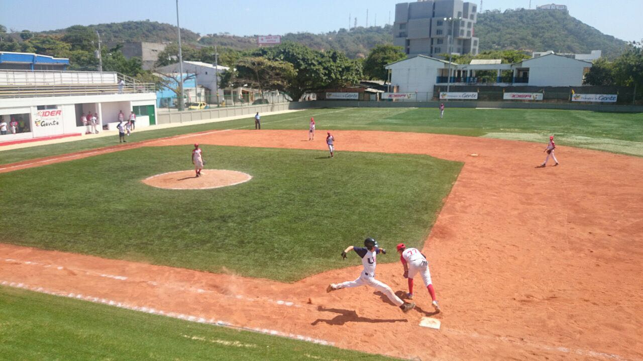 Resultado de imagen para inauguracion campeonato ider en estadio mono judas