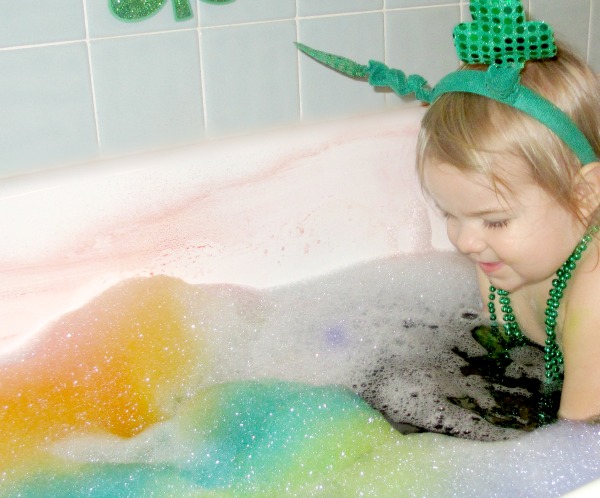 Rainbow bubble bath with treasure hunt