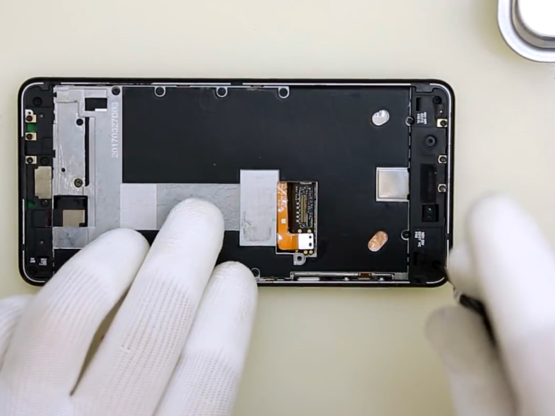 Cara bongkar nokia 5