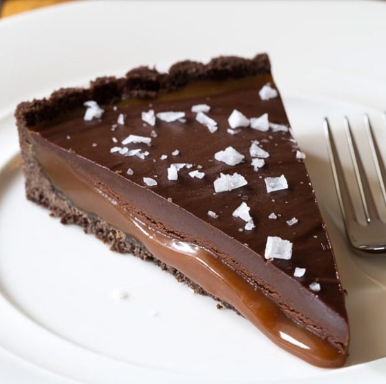 Gluten Free Salted Caramel Chocolate Tart Gluten Free Salted Caramel Chocolate Tart