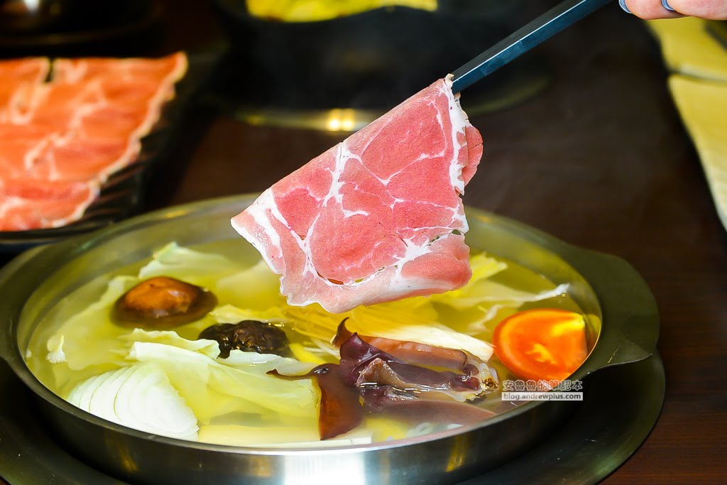 板橋美食,府中站美食,板橋火鍋,龍蝦火鍋,化饈火鍋