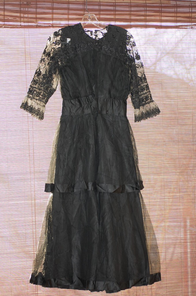 All The Pretty Dresses: Fabulous Titanic Era Black Lace Dress