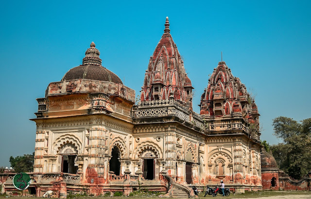 2 Ghumakkar